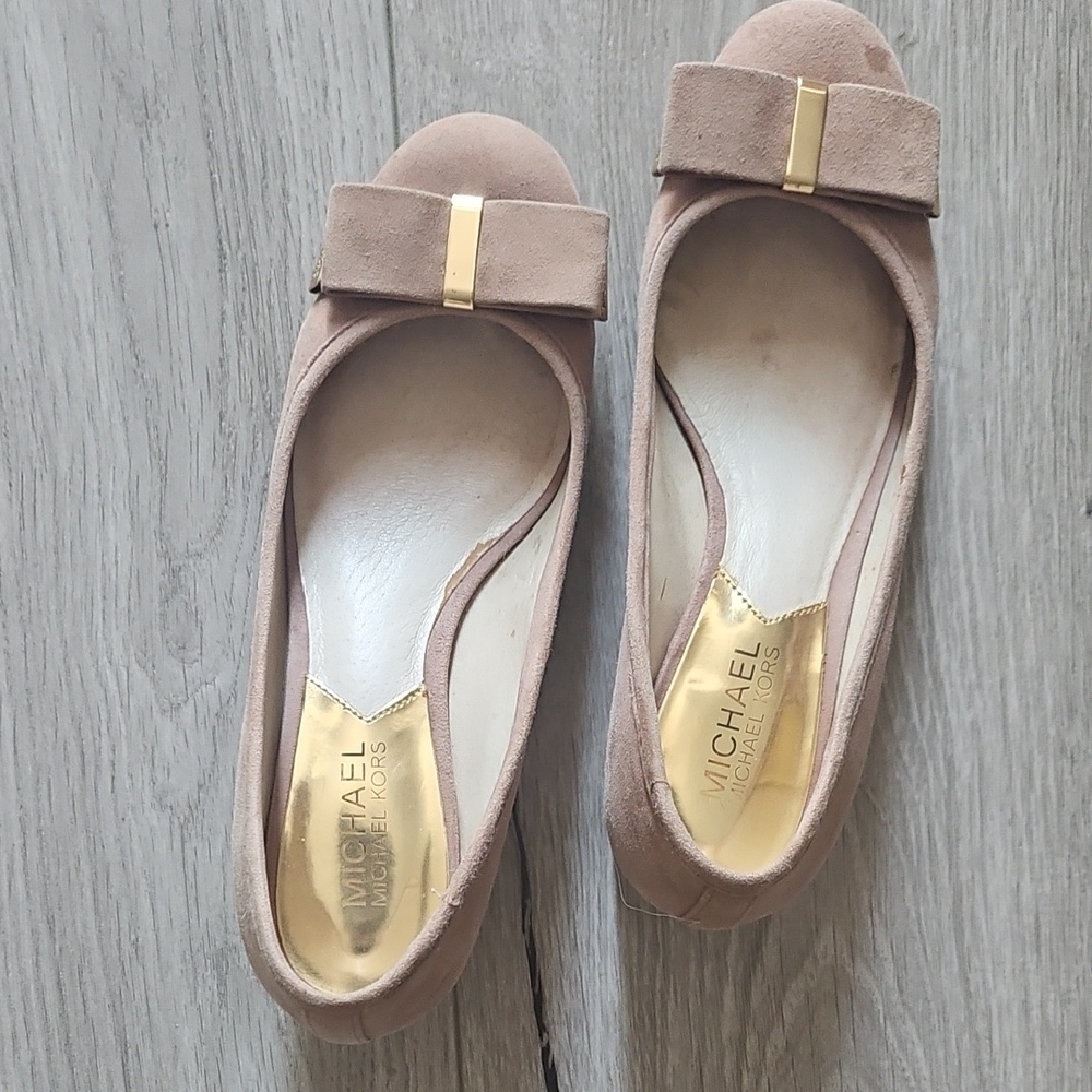 Michael Kors Beige Suede Loafers with Gold Accent